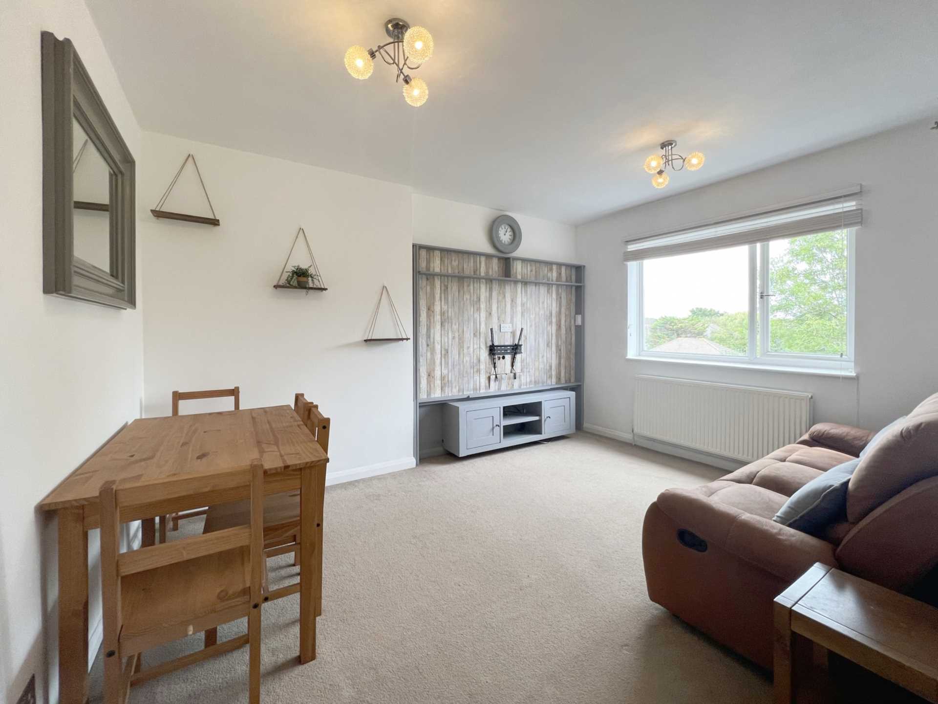 Kingston Road, New Malden, Image 7