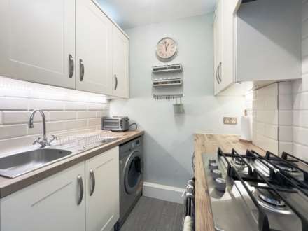 Kingston Road, New Malden, Image 3
