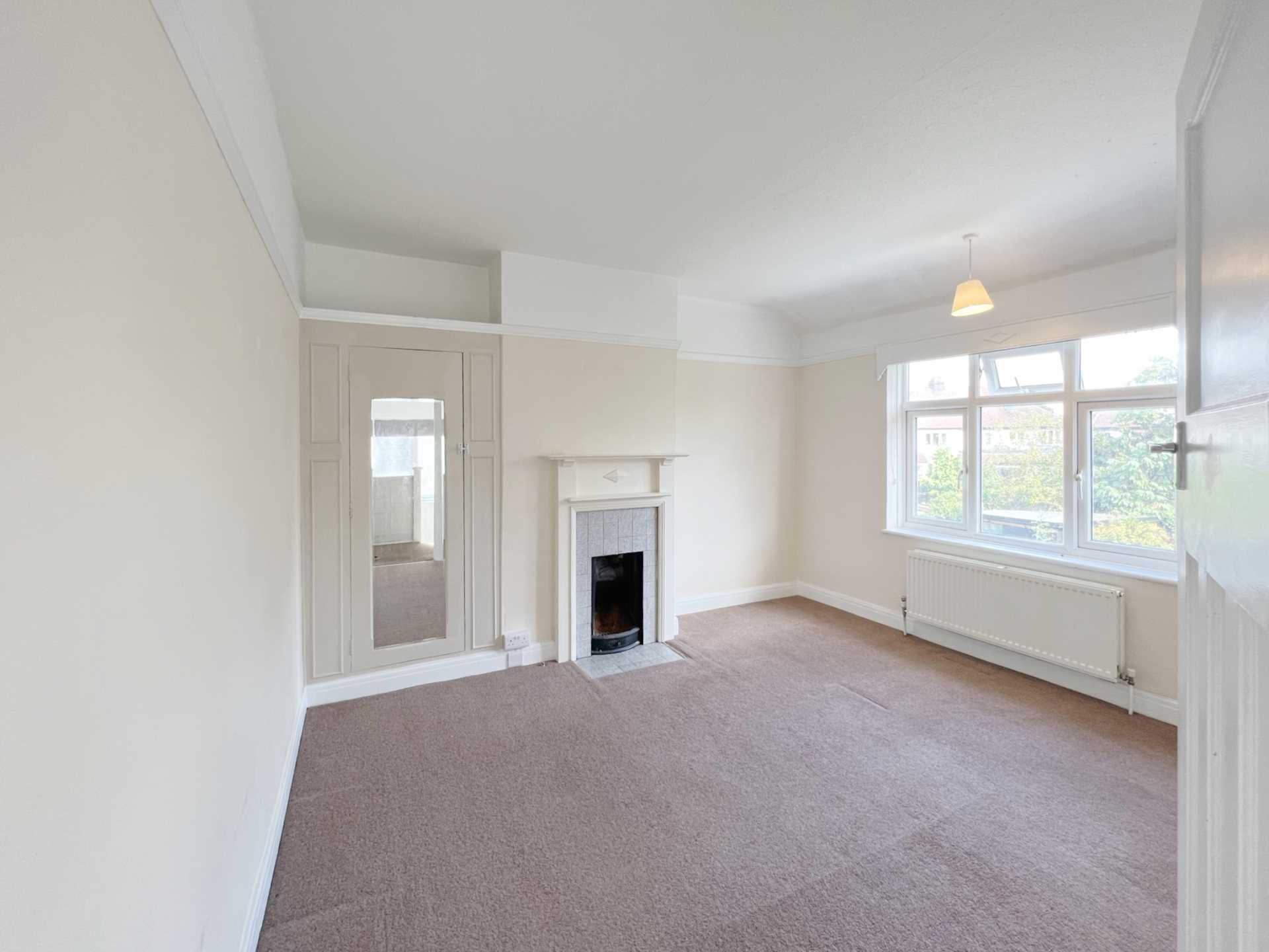 Esher Road, East Molesey, Image 10