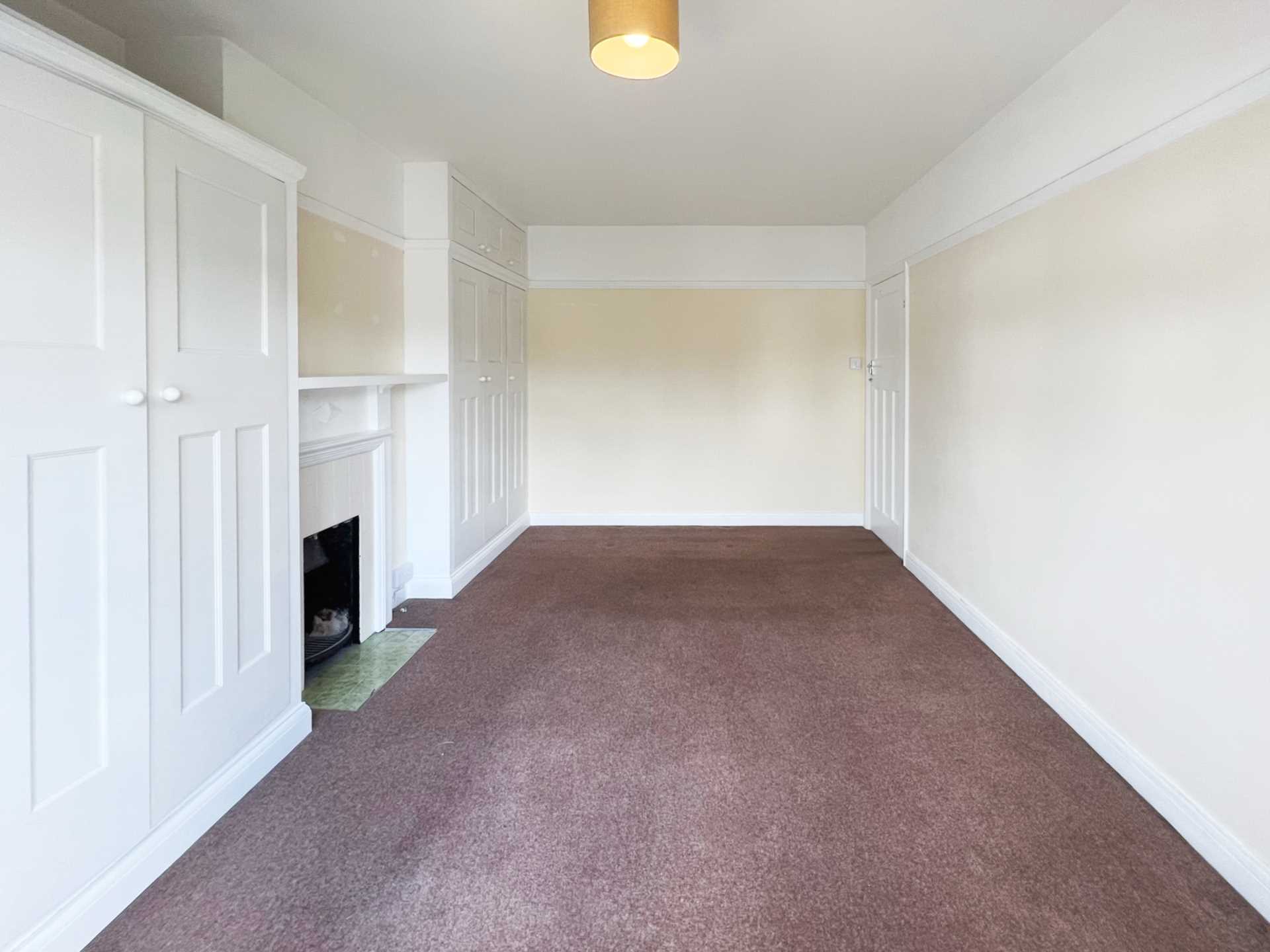 Esher Road, East Molesey, Image 11