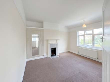 Esher Road, East Molesey, Image 10