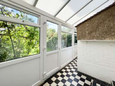 Esher Road, East Molesey, Image 14