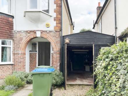 Esher Road, East Molesey, Image 16