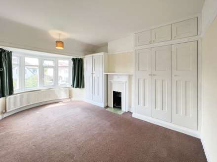 Esher Road, East Molesey, Image 4