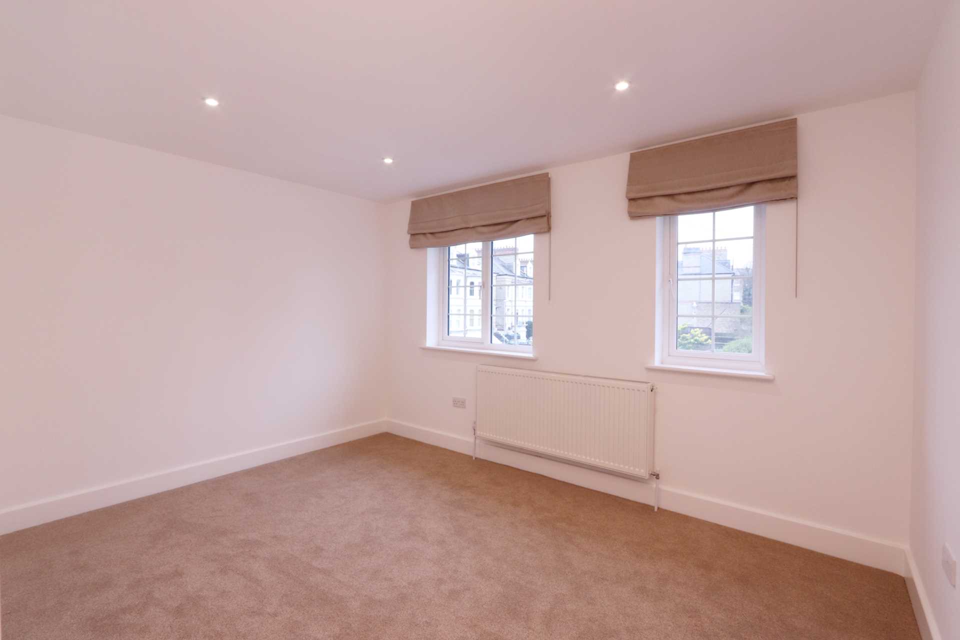 Evesham Terrace, St Andrew's Road, Surbiton, Image 6