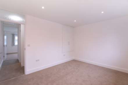 Evesham Terrace, St Andrew's Road, Surbiton, Image 11