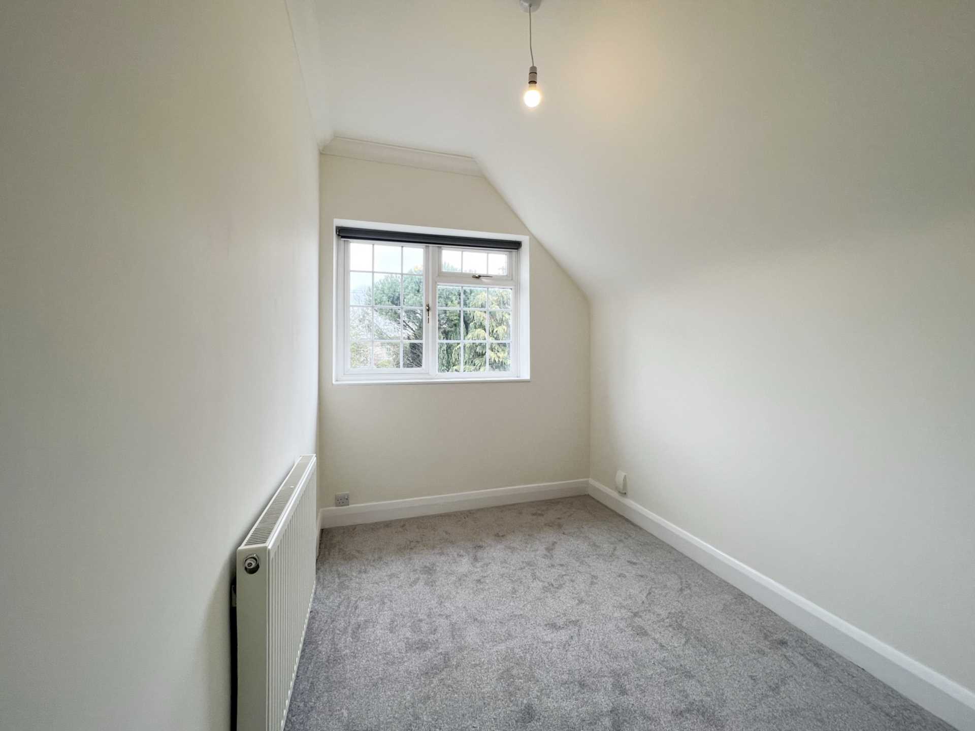 Gainsborough Road, New Malden, Image 13