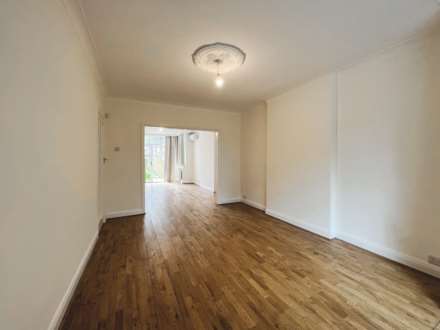 Gainsborough Road, New Malden, Image 8