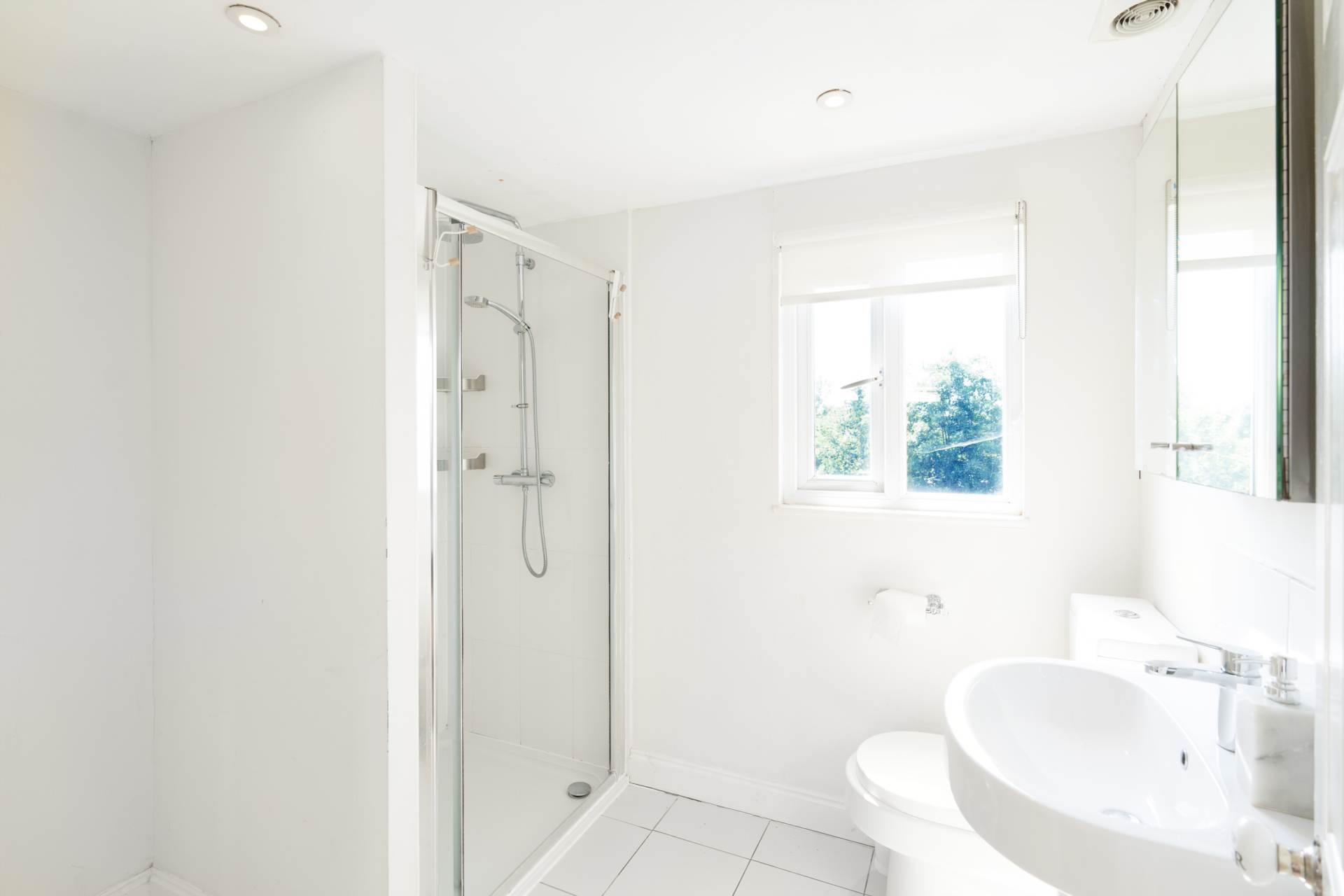 South Lane, New Malden, KT3 5HL, Image 19