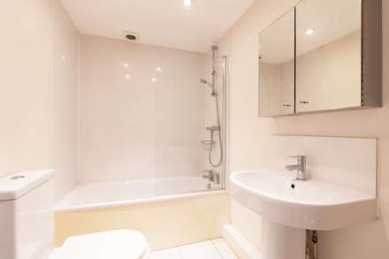 South Lane, New Malden, KT3 5HL, Image 18