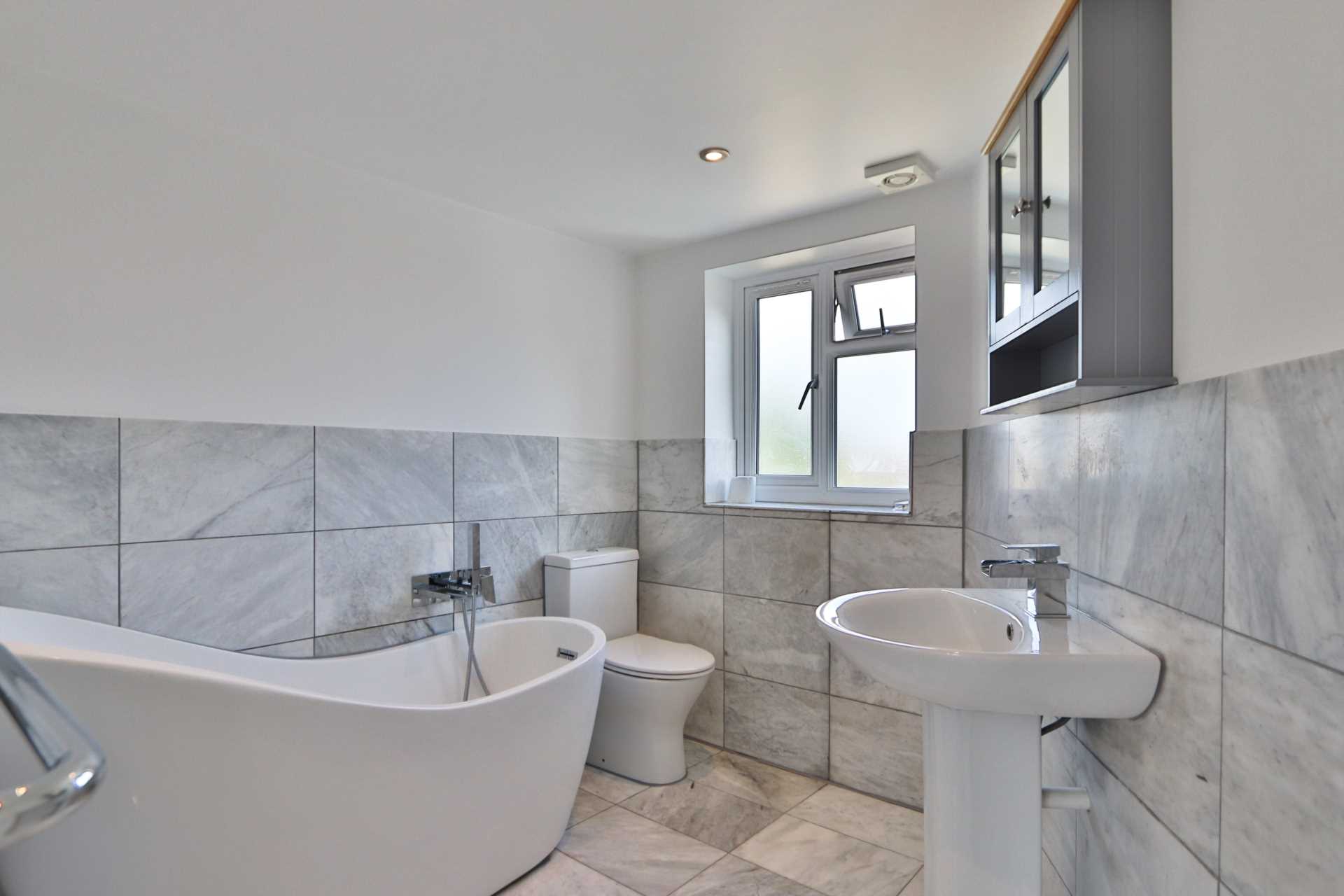Groveland Way, New Malden, Image 10