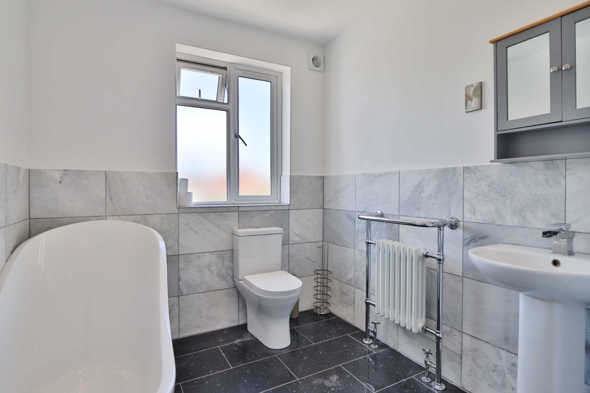 Groveland Way, New Malden, Image 7