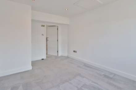 Groveland Way, New Malden, Image 9