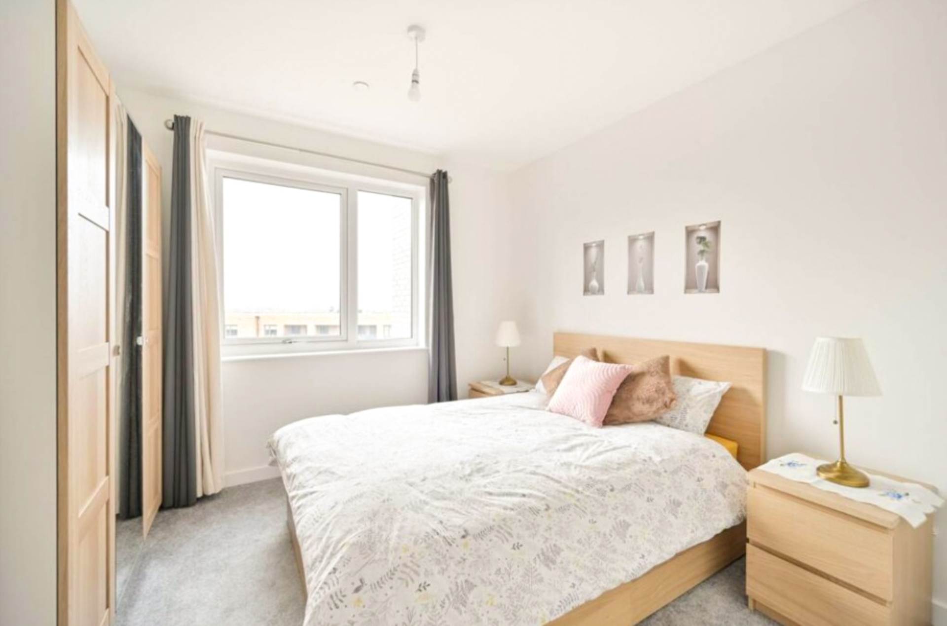 Powdermill Close, New Malden, Image 2