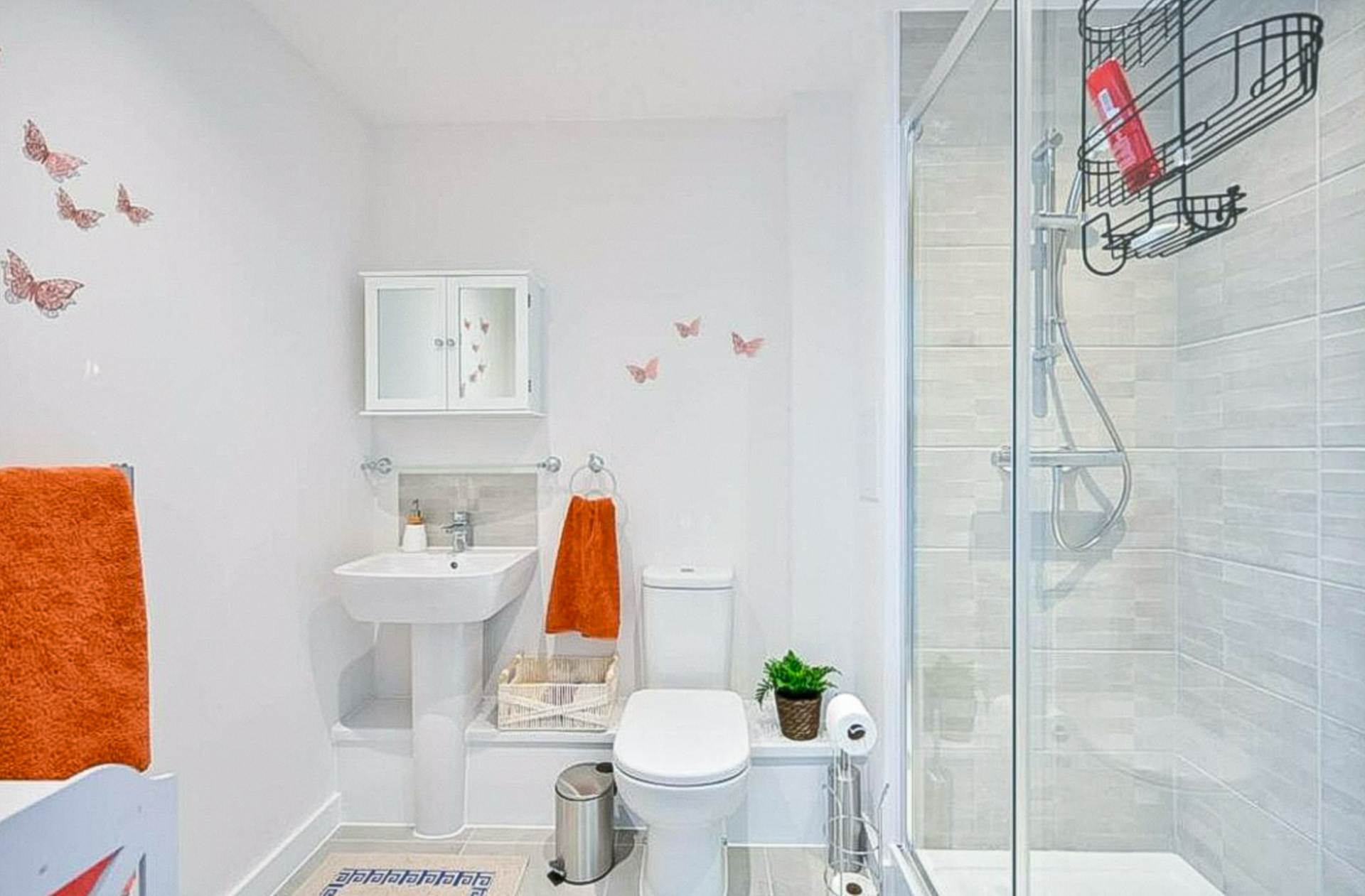 Powdermill Close, New Malden, Image 4