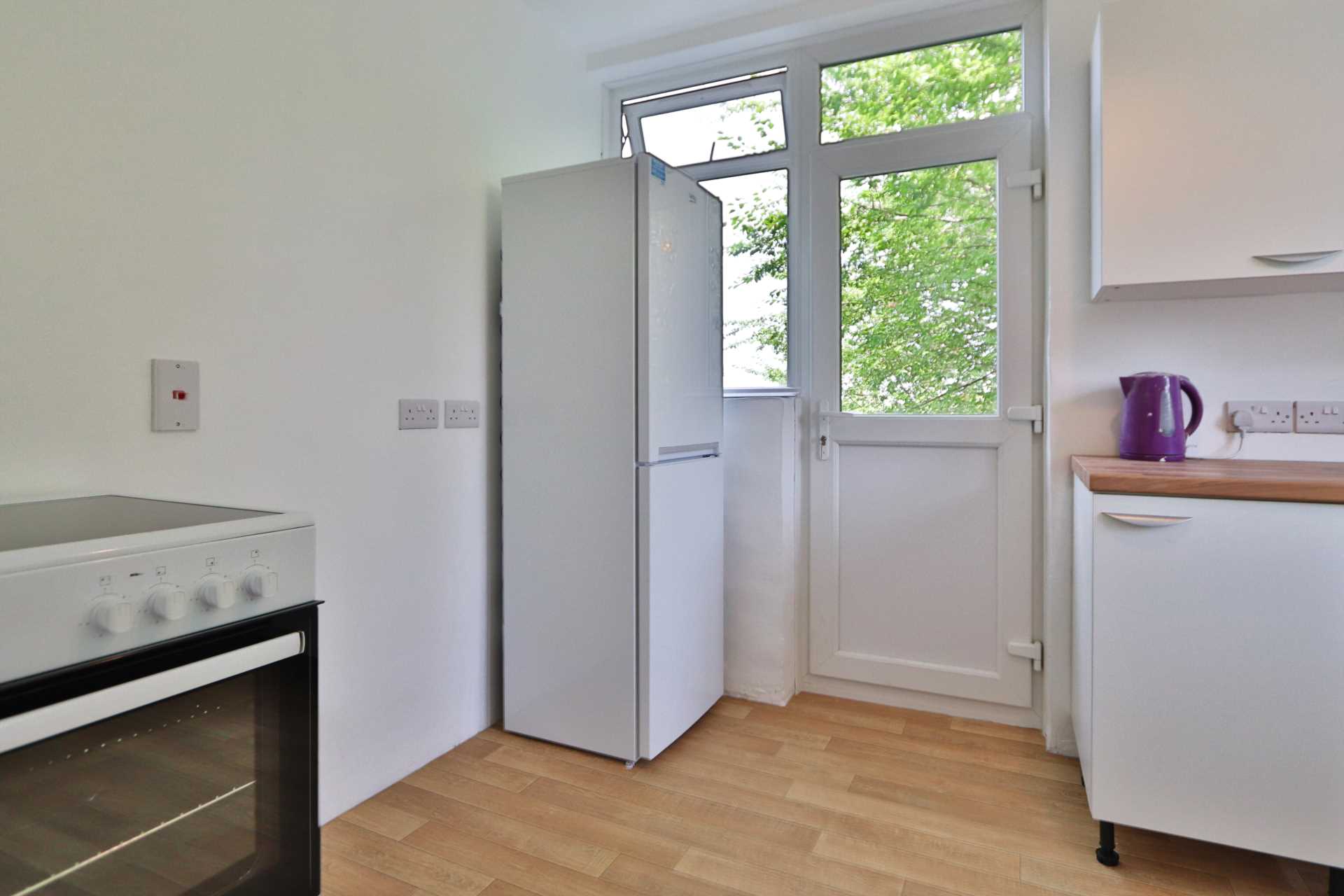 Manor Drive North, New Malden, Image 7