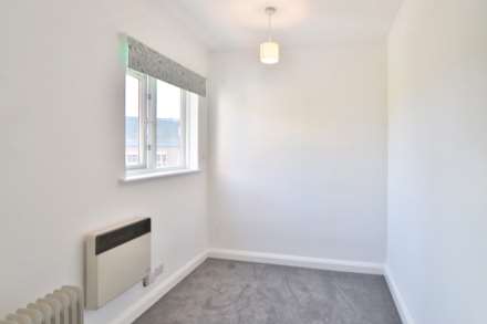 Manor Drive North, New Malden, Image 10