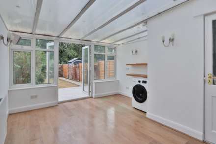 Caverleigh Way, Worcester Park, Image 5