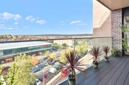 Queenshurst Square, Kingston Upon Thames, Image 9