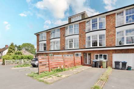 4 Bedroom Town House, Malden Road, New Malden