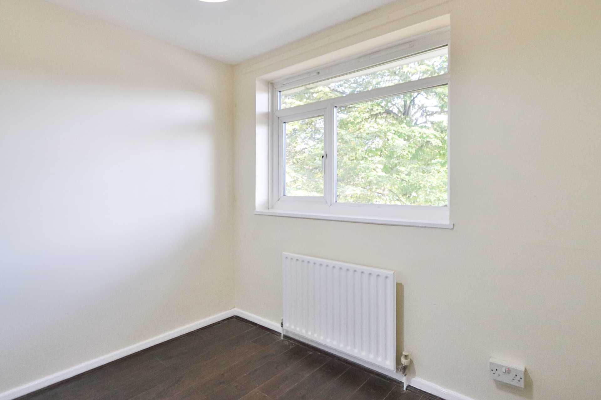 Gloucester Road, Kingston Upon Thames, Image 6