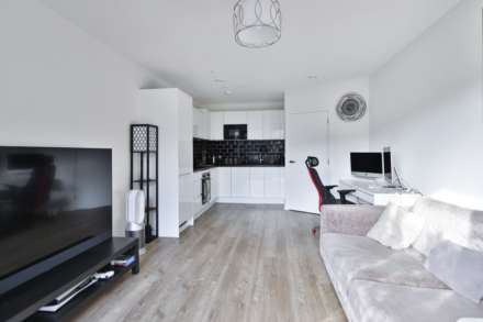 Grassholme House, 5 Powdermill Close, Image 5
