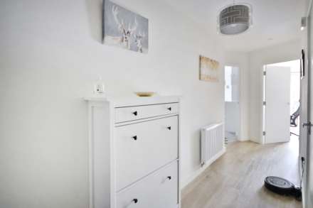 Grassholme House, 5 Powdermill Close, Image 9