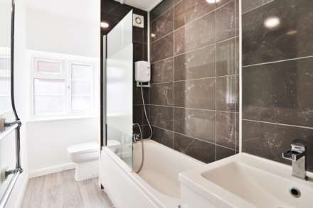 Millbrooke Court, Keswick Road, Image 4