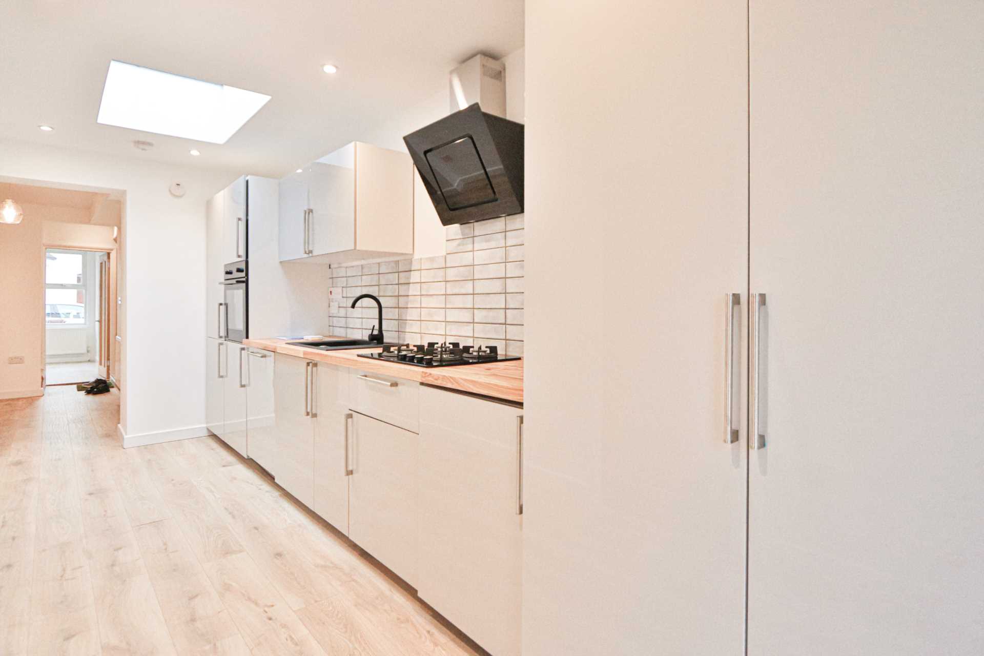 Longfellow Road, Worcester Park, Image 4