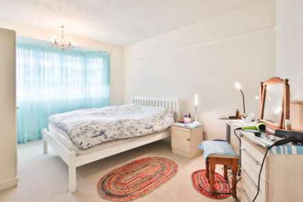 Chilmark Gardens, New Malden, Image 12