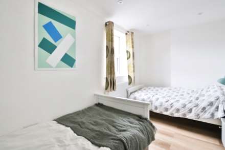 Cleveland Road, New Malden, Image 5