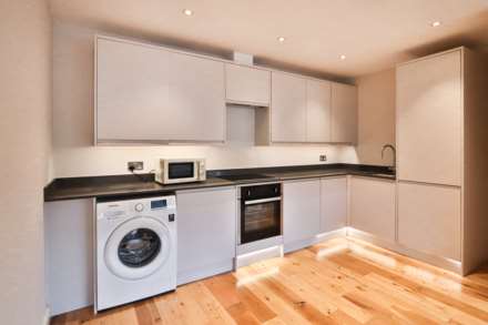 Ewell Road, Surbiton, Image 3