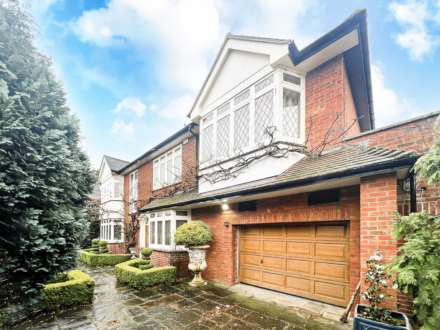 Shottfield Avenue, London, Image 1