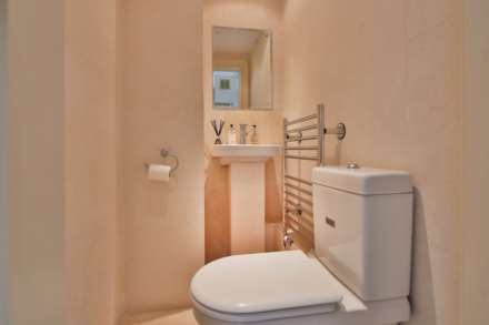 Shottfield Avenue, London, Image 15