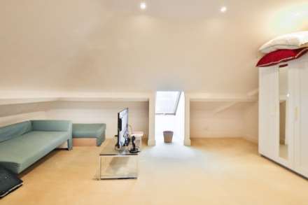 Shottfield Avenue, London, Image 28