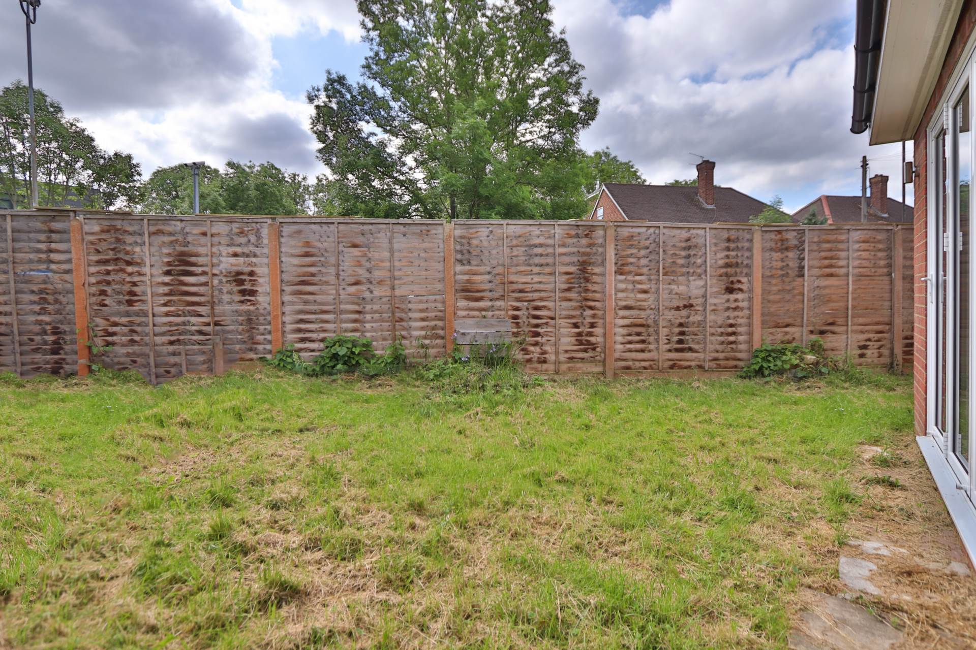 Claremont Avenue, New Malden, Image 16