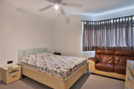 Claremont Avenue, New Malden, Image 10