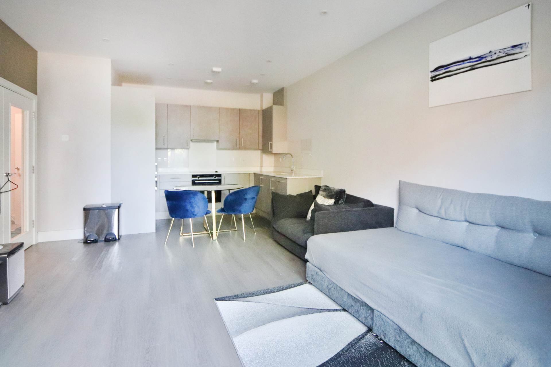 Coombe Road, New Malden, Image 5