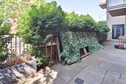Coombe Road, New Malden, Image 9