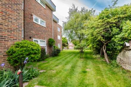 Mill Road, West Worthing, Image 15