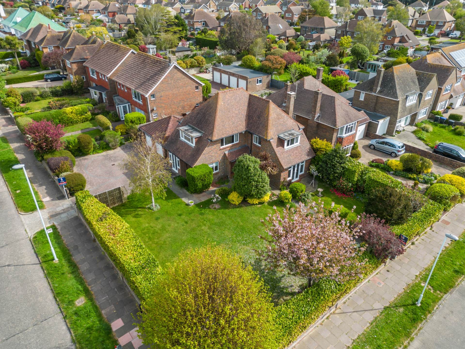 Amberley Drive, Goring-By-Sea, Image 19