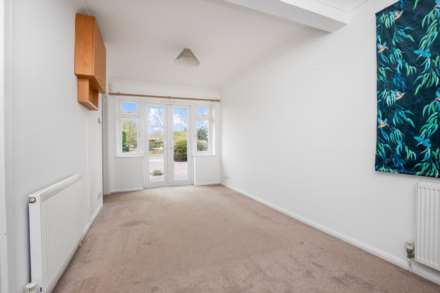 Amberley Drive, Goring-By-Sea, Image 13