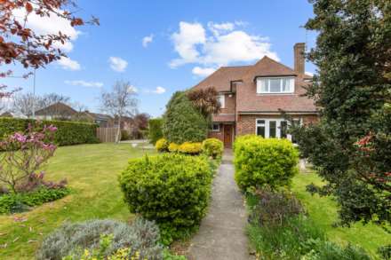 Amberley Drive, Goring-By-Sea, Image 2
