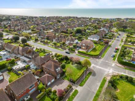 Amberley Drive, Goring-By-Sea, Image 23