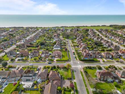 Amberley Drive, Goring-By-Sea, Image 30