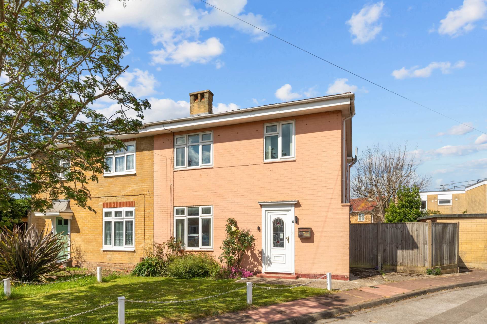 Montrose Close, Goring By Sea, Image 1