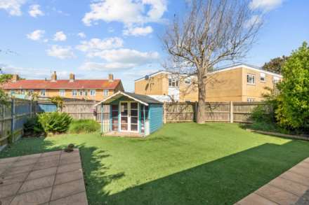Montrose Close, Goring By Sea, Image 5