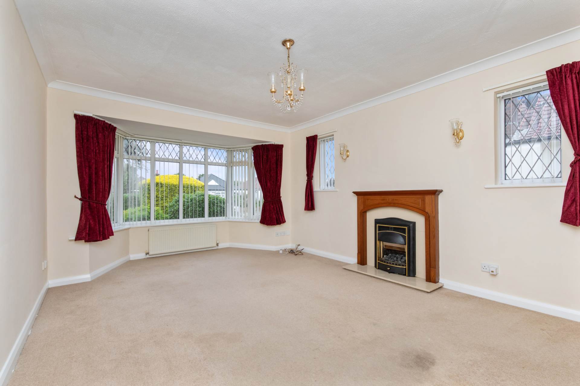 Crowborough Drive, Goring-By-Sea, Image 2