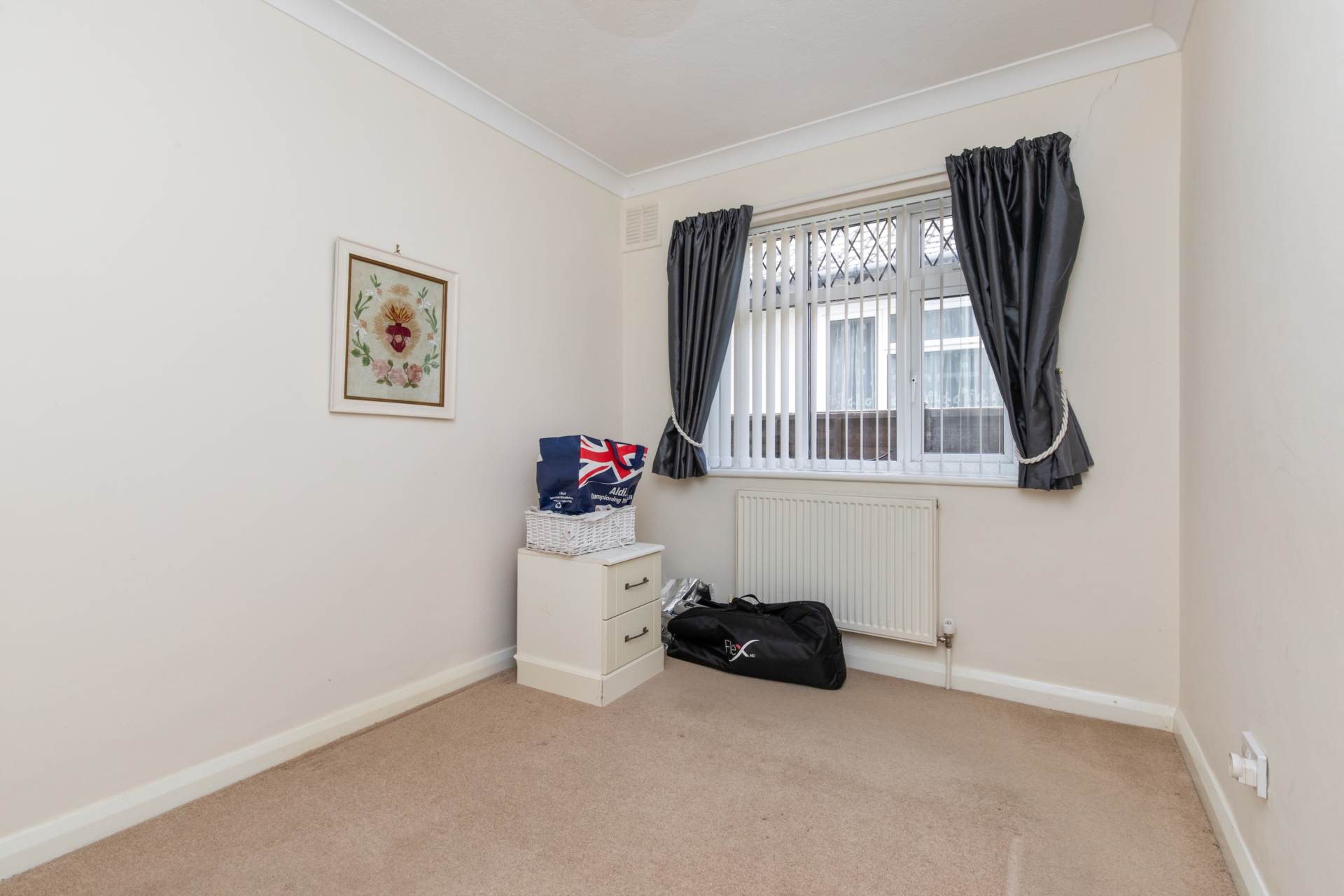 Crowborough Drive, Goring-By-Sea, Image 4