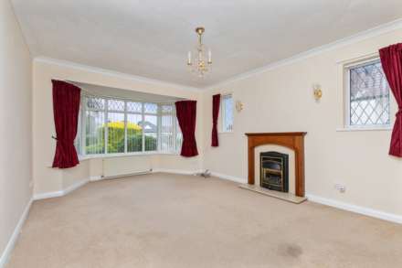 Crowborough Drive, Goring-By-Sea, Image 2